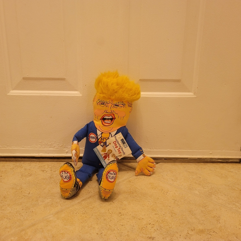 NWT DONALD TRUMP DOG TOY